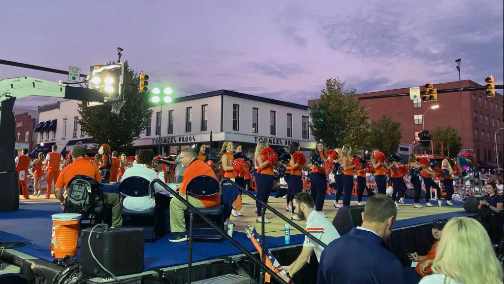 Tipoff at Toomer’s Auburn Basketball Event