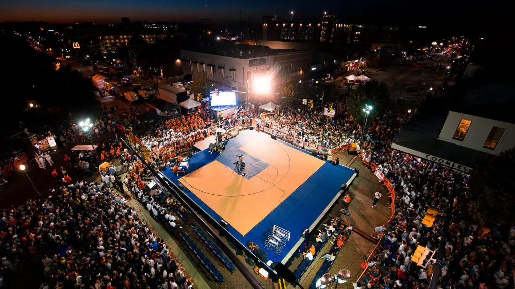 Tipoff at Toomer’s Auburn Basketball Event